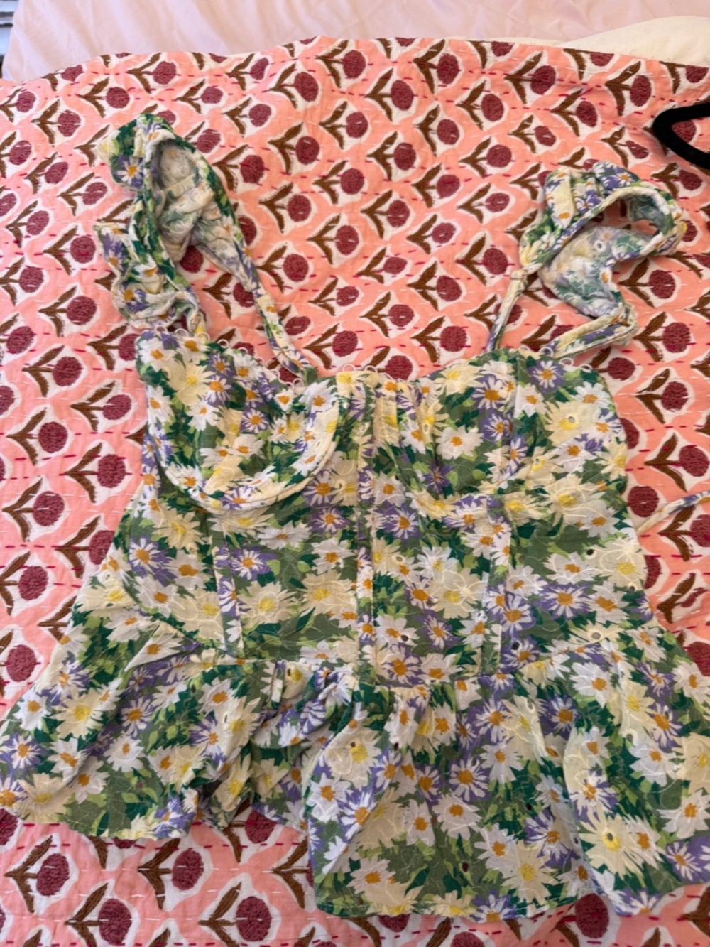 Astr Floral Ditsy Daisy Ruffle Tank Top in Green, White, Yellow, Purple